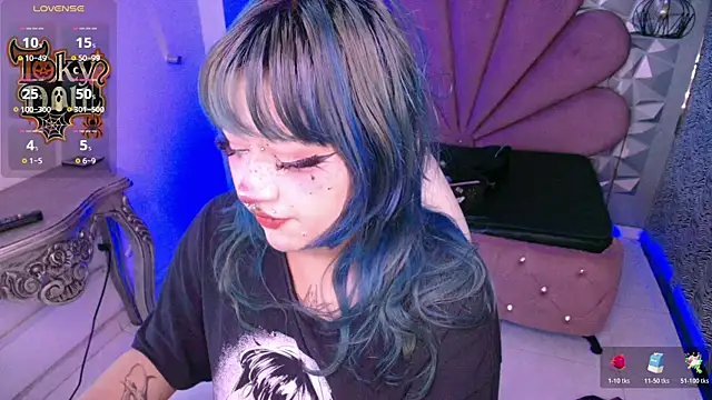 toky doll online show from 11/02/25, 08:36