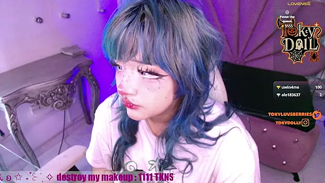 toky doll online show from 10/21/25, 09:03