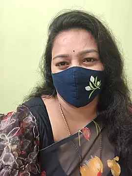 neelu-hoty online show from 05/10/26, 01:25