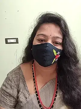 Snapshot of neelu-hoty chatting on 10/10/25, 11:22 neelu-hoty online show from 10/10/25, 11:22