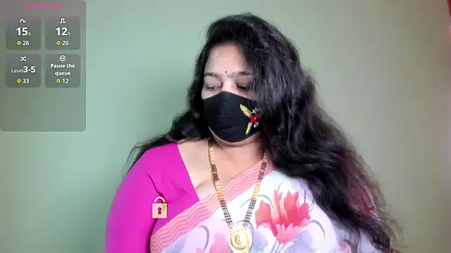 Snapshot of neelu-hoty chatting on 07/17/26, 09:28 neelu-hoty online show from 07/17/26, 09:28