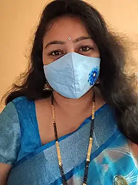 Snapshot of neelu-hoty chatting on 03/03/25, 05:52 neelu-hoty online show from 03/03/25, 05:52