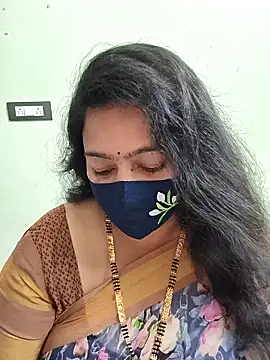 neelu-hoty online show from 02/08/26, 01:09