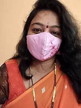 Snapshot of neelu-hoty chatting on 03/07/25, 04:11 neelu-hoty online show from 03/07/25, 04:11