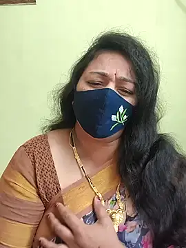 neelu-hoty online show from 04/16/26, 09:32