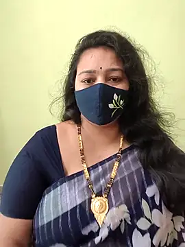 neelu-hoty online show from 05/09/26, 11:35