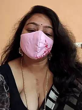 Snapshot of neelu-hoty chatting on 03/12/25, 02:45 neelu-hoty online show from 03/12/25, 02:45