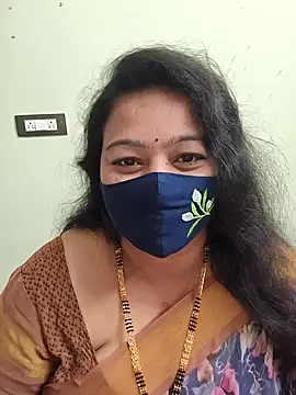 neelu-hoty online show from 02/09/26, 08:45