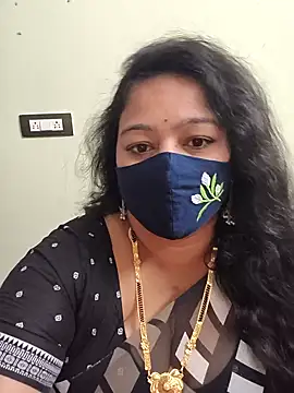 neelu-hoty online show from 04/09/26, 03:07