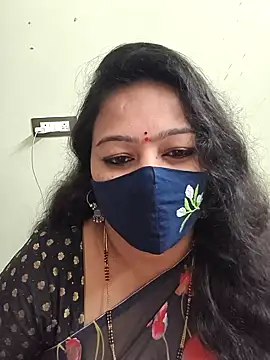 neelu-hoty online show from 03/07/26, 09:16