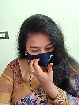 neelu-hoty online show from 03/25/26, 08:35