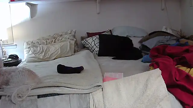 Hand69someguy online show from 12/02/25, 02:45