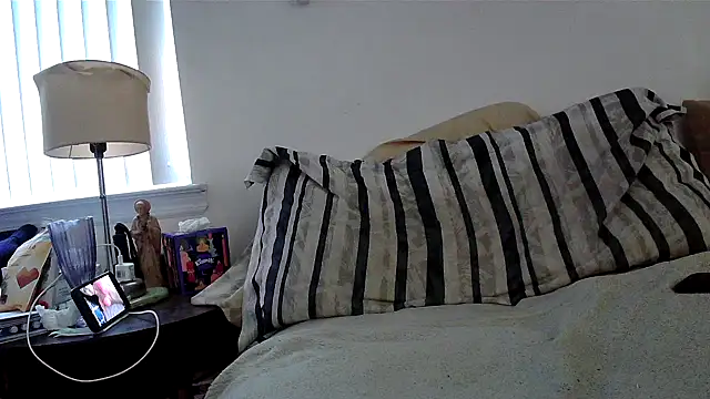 Hand69someguy online show from 05/12/26, 08:48