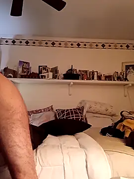 Snapshot of Hand69someguy chatting on 03/15/25, 08:48 Hand69someguy online show from 03/15/25, 08:48