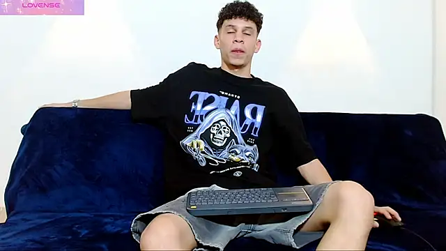 Snapshot of jeff_ross chatting on 09/14/25, 11:32 jeff ross online show from 09/14/25, 11:32