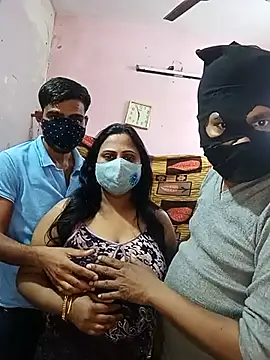sexy kaira online show from 03/08/25, 12:30