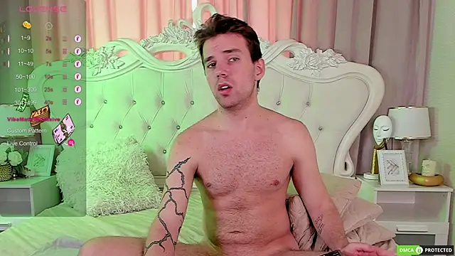 ArthurWhitee online show from 10/09/25, 04:35