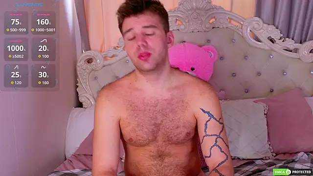 ArthurWhitee online show from 04/04/26, 08:32