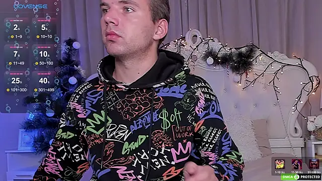 ArthurWhitee online show from 12/23/25, 03:06