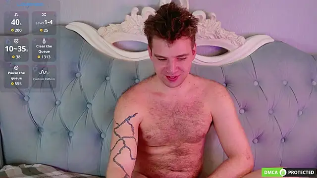 ArthurWhitee online show from 04/08/26, 08:38