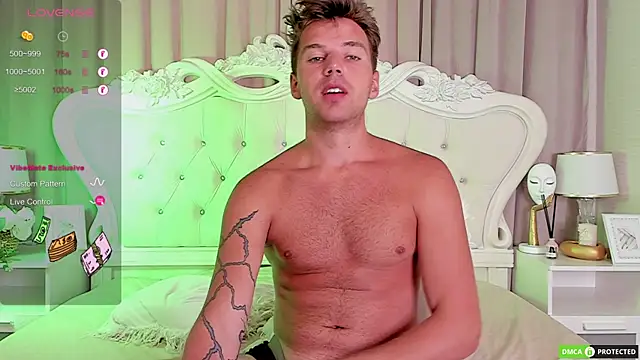 ArthurWhitee online show from 11/30/25, 08:26