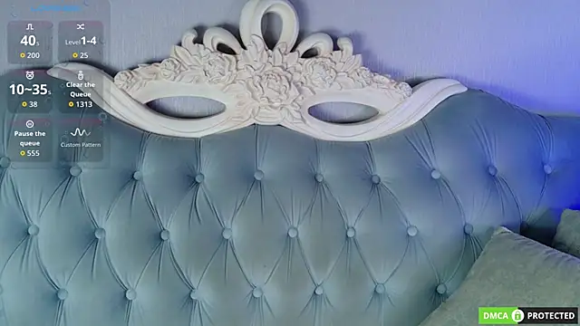 ArthurWhitee online show from 04/14/26, 02:33