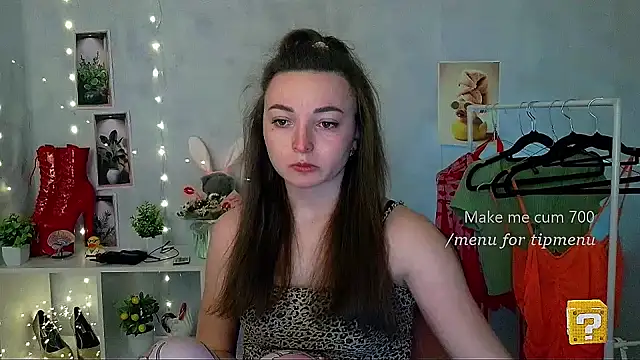  Barbie Kiss  online show from 04/15/26, 01:26