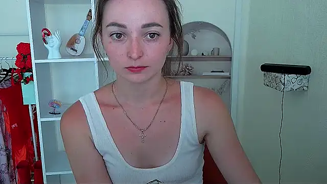 Snapshot of _Barbie_Kiss_ chatting on 06/26/26, 02:45 Barbie Kiss online show from 06/26/26, 02:45