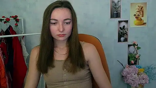  Barbie Kiss  online show from 12/03/25, 08:47