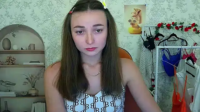  Barbie Kiss  online show from 10/21/25, 03:33