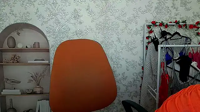  Barbie Kiss  online show from 09/13/25, 03:12