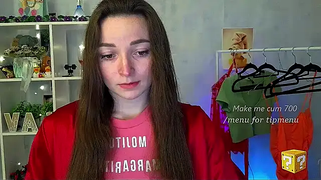  Barbie Kiss  online show from 04/12/26, 02:53