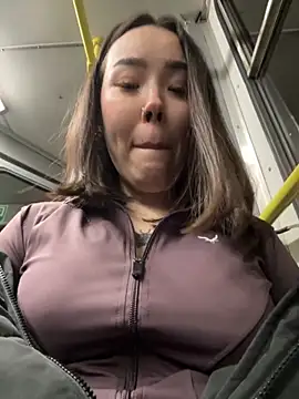 Asian Asami online show from 10/16/25, 04:48