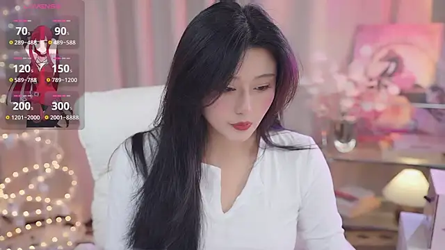 Snapshot of YINGTao-168 chatting on 09/28/25, 01:12 YINGTao-168 online show from 09/28/25, 01:12