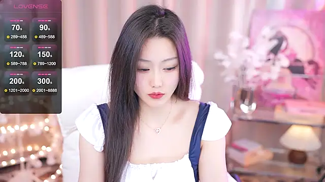 Snapshot of YINGTao-168 chatting on 02/24/25, 02:37 YINGTao-168 online show from 02/24/25, 02:37