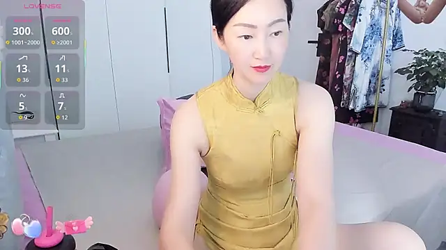 paopao-a online show from 10/14/25, 04:13