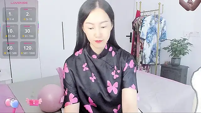 paopao-a online show from 10/19/25, 04:04