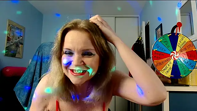 sexyjennyeu online show from 12/17/25, 09:20