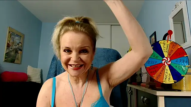 sexyjennyeu online show from 11/29/25, 09:26