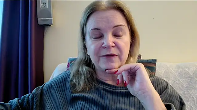 sexyjennyeu online show from 02/08/26, 02:04