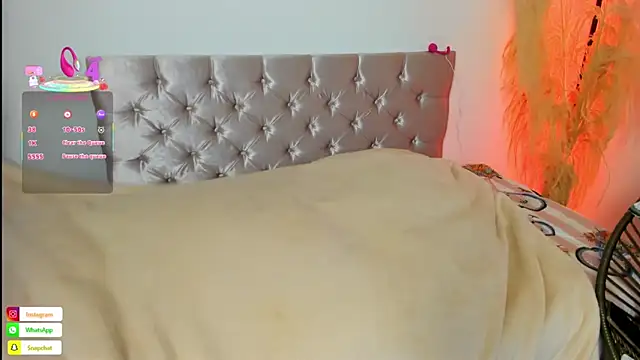 alanavega11 online show from 10/31/25, 01:30