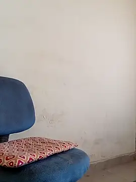 Snapshot of Chocolate_stud10 chatting on 02/13/26, 06:35 Chocolate stud10 online show from 02/13/26, 06:35