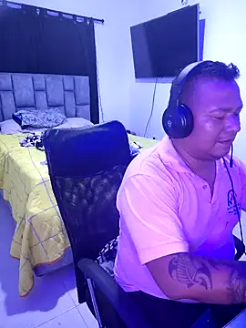 siatodo02 online show from 01/04/25, 02:25