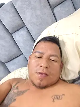 siatodo02 online show from 09/25/25, 03:34