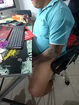 siatodo02 online show from 04/17/26, 12:02