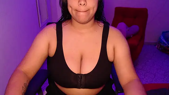 VenussTits97 online show from 12/20/25, 11:07