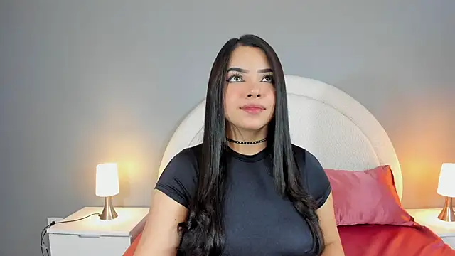 Snapshot of Eva_bigboobs chatting on 11/18/25, 10:40 Eva bigboobs online show from 11/18/25, 10:40