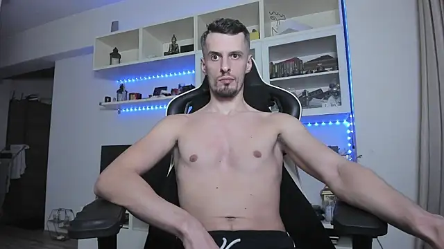 ToddClaytonn online show from 12/02/25, 05:03