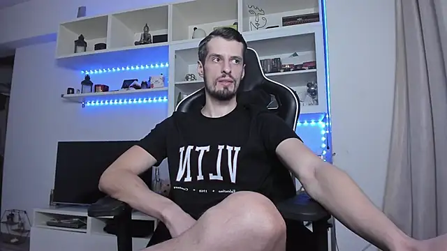 ToddClaytonn online show from 11/02/25, 12:37