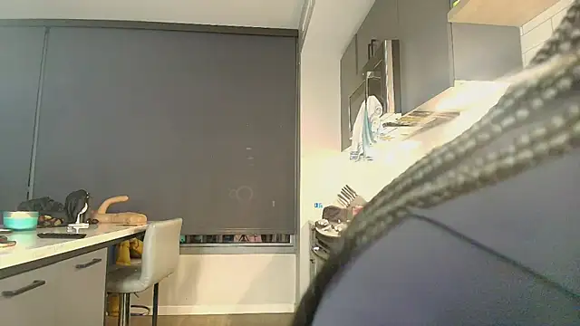Naomiruty online show from 04/22/26, 02:18